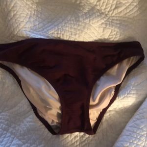 Maroon bikini bottoms size large